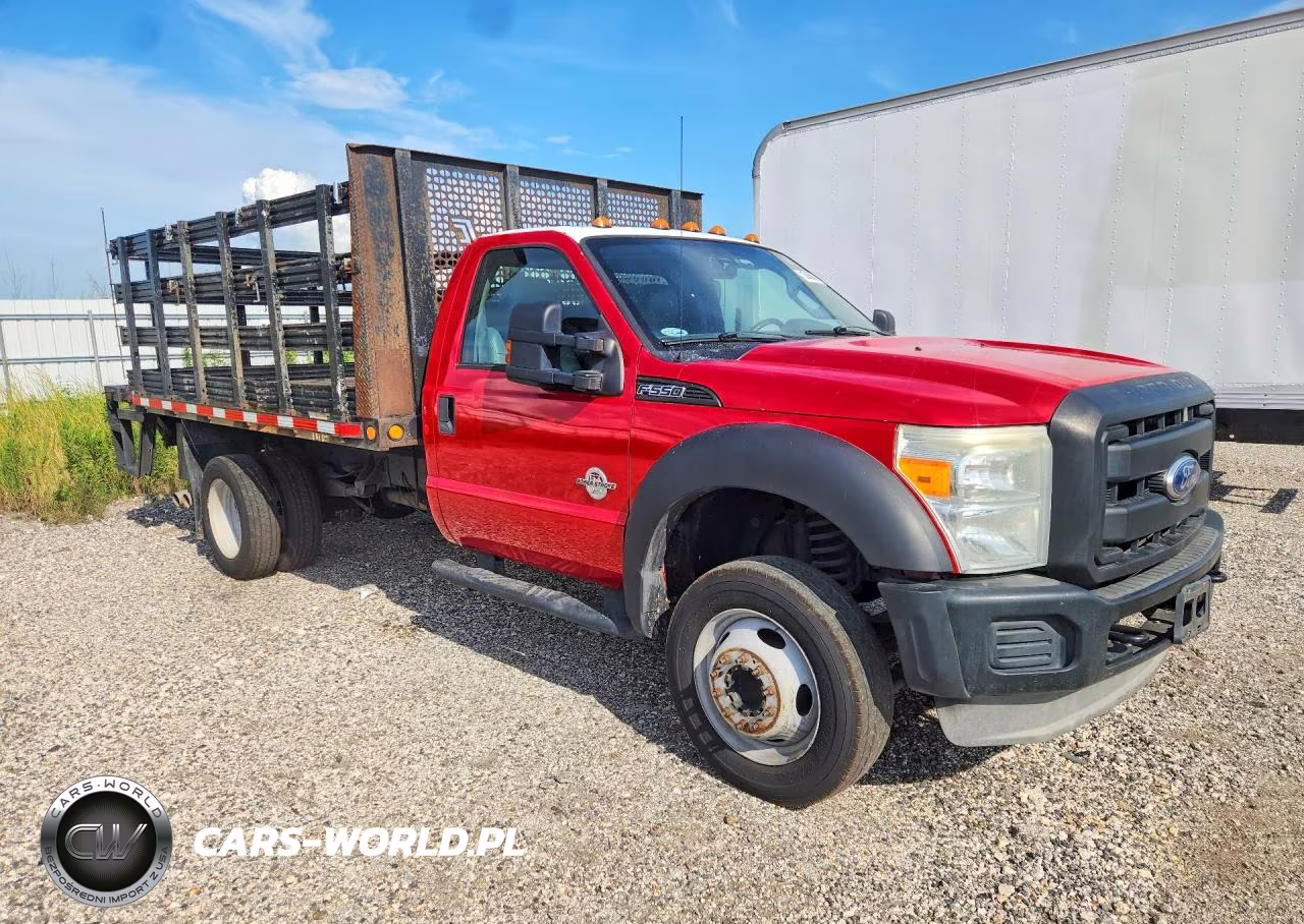 2012 Ford F550 Super Duty VIN:1FDUF5GT8CEA13305 - 4