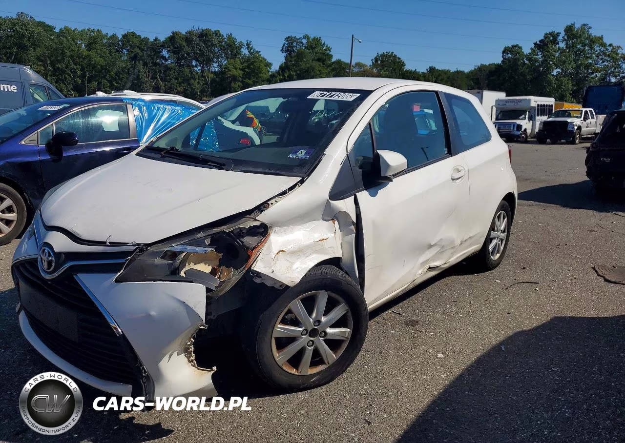 2015 Toyota Yaris 3-Door Le VIN:VNKJTUD31FA055073 - 1
