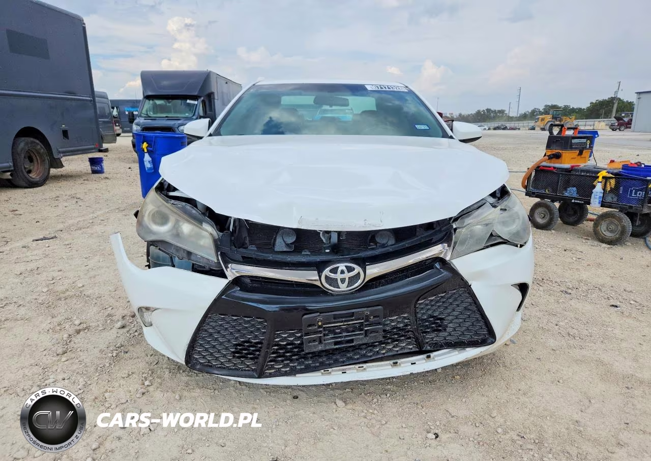 2016 Toyota Camry Se VIN:4T1BF1FK8GU119015 - 5