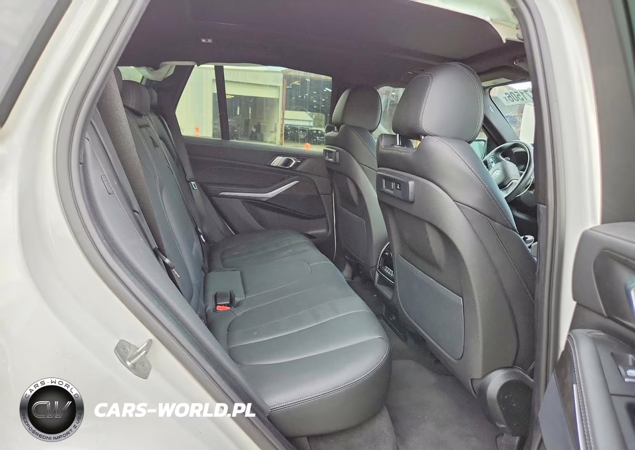 2022 BMW X5 xDrive40I VIN:5UXCR6C02N9M43656 - 10