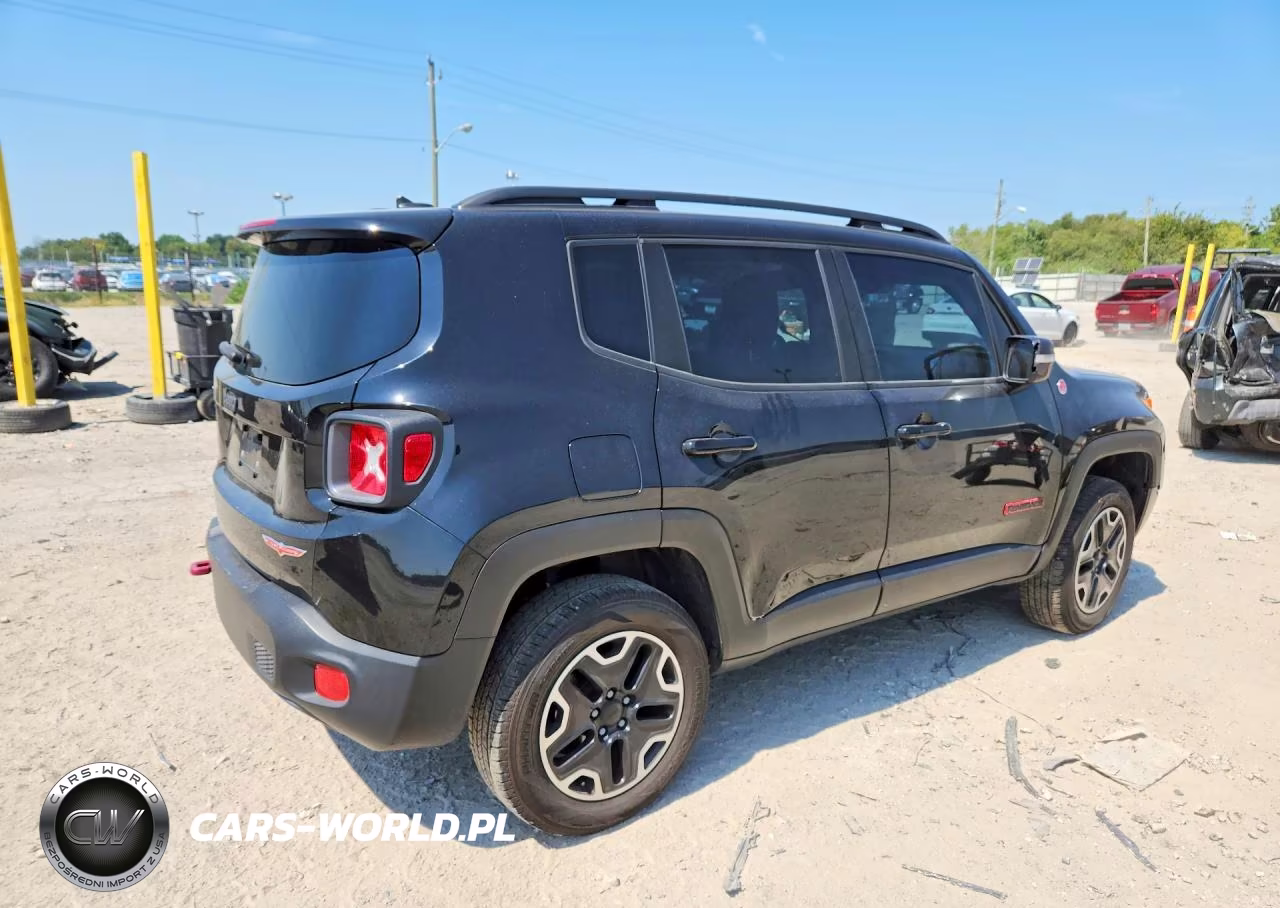 2017 Jeep Renegade Trailhawk VIN:ZACCJBCB6HPG60651 - 3