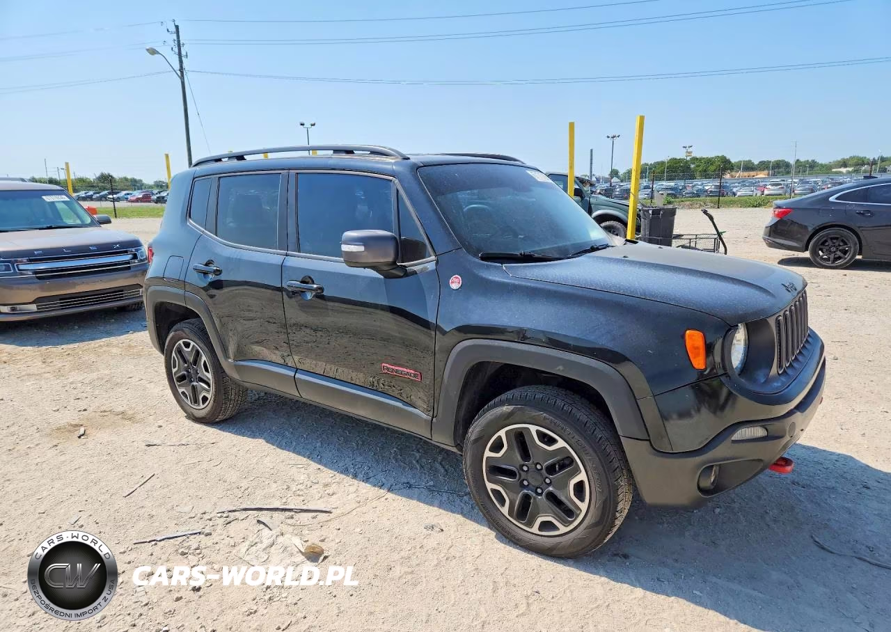 2017 Jeep Renegade Trailhawk VIN:ZACCJBCB6HPG60651 - 4