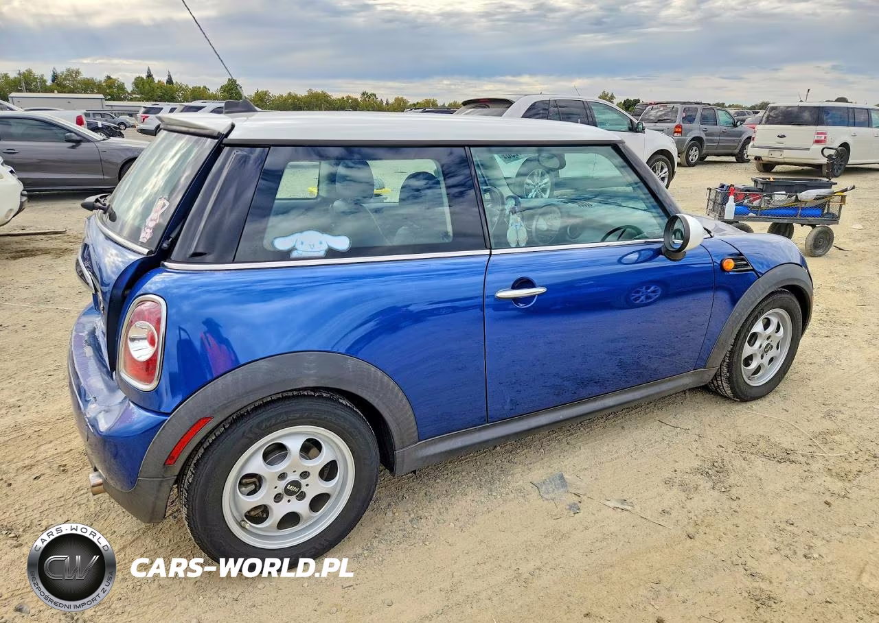 2013 Mini Cooper VIN:WMWSU3C50DT680229 - 3