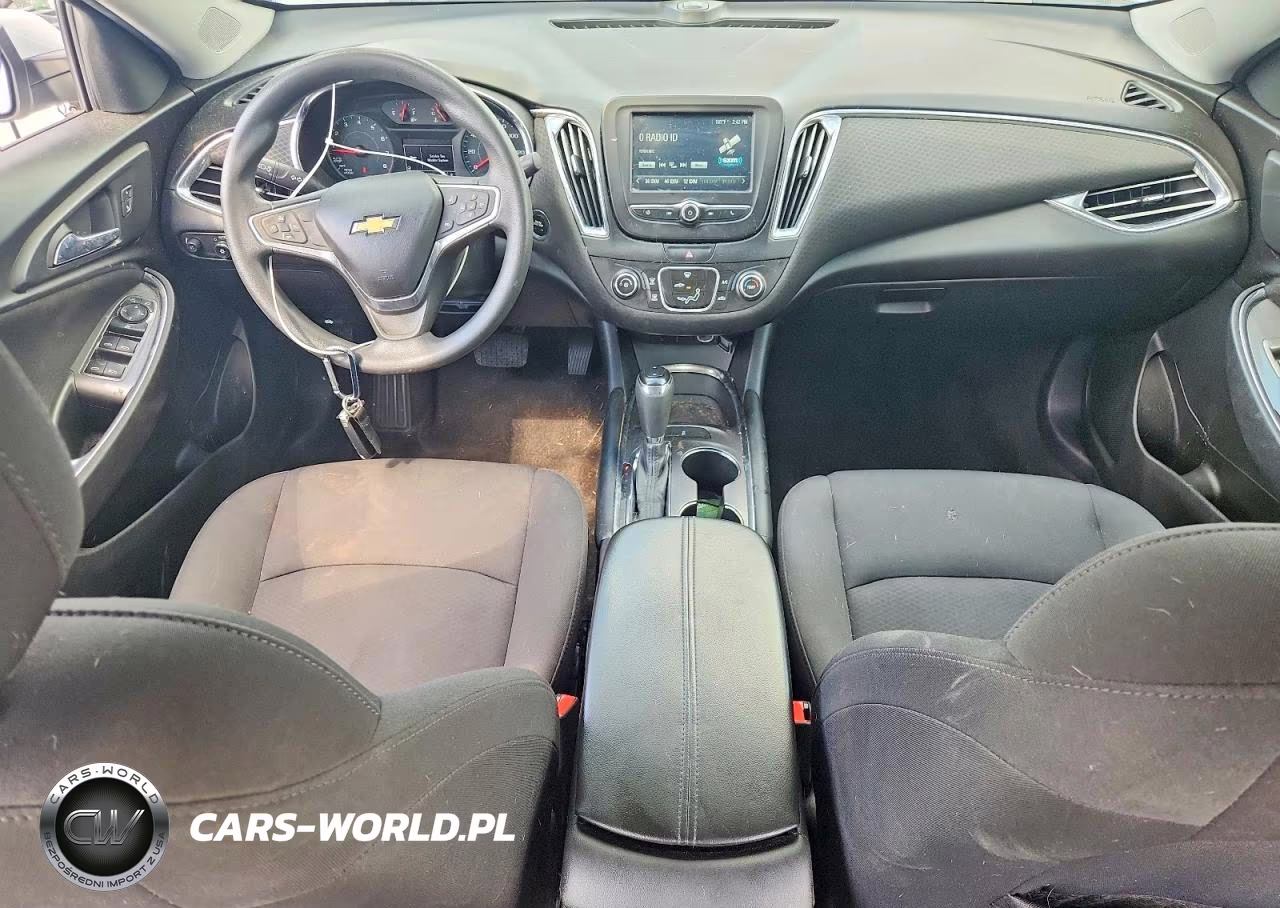 2018 Chevrolet Malibu Lt VIN:1G1ZD5ST8JF152826 - 8