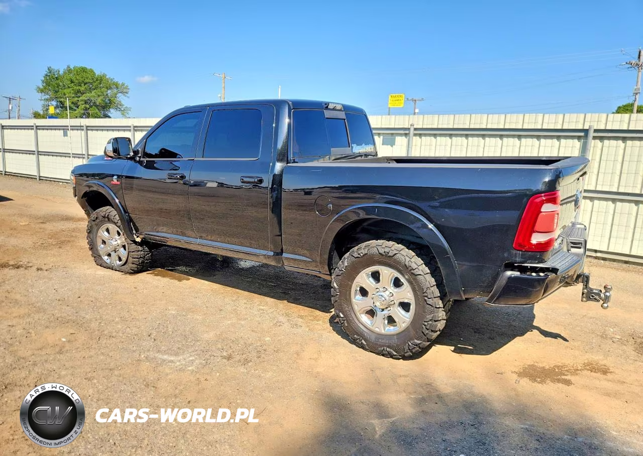 2019 Ram 2500 Laramie VIN:3C6UR5FL8KG608053 - 2