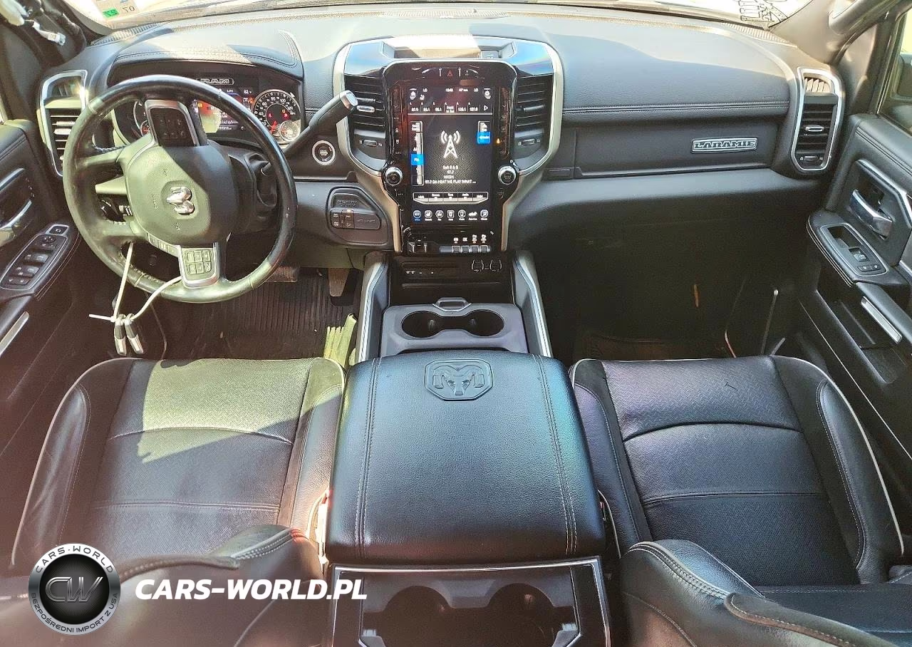 2019 Ram 2500 Laramie VIN:3C6UR5FL8KG608053 - 8