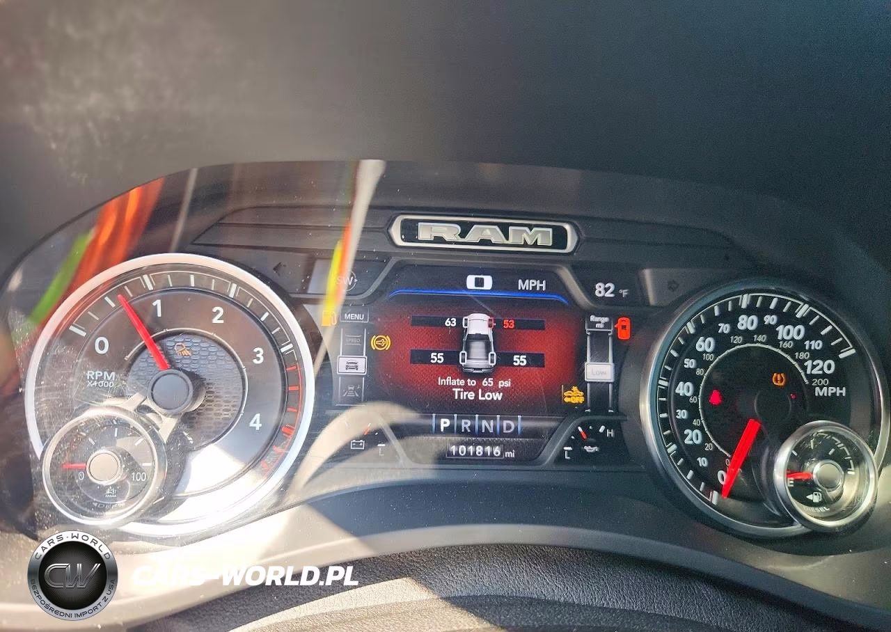2019 Ram 2500 Laramie VIN:3C6UR5FL8KG608053 - 9