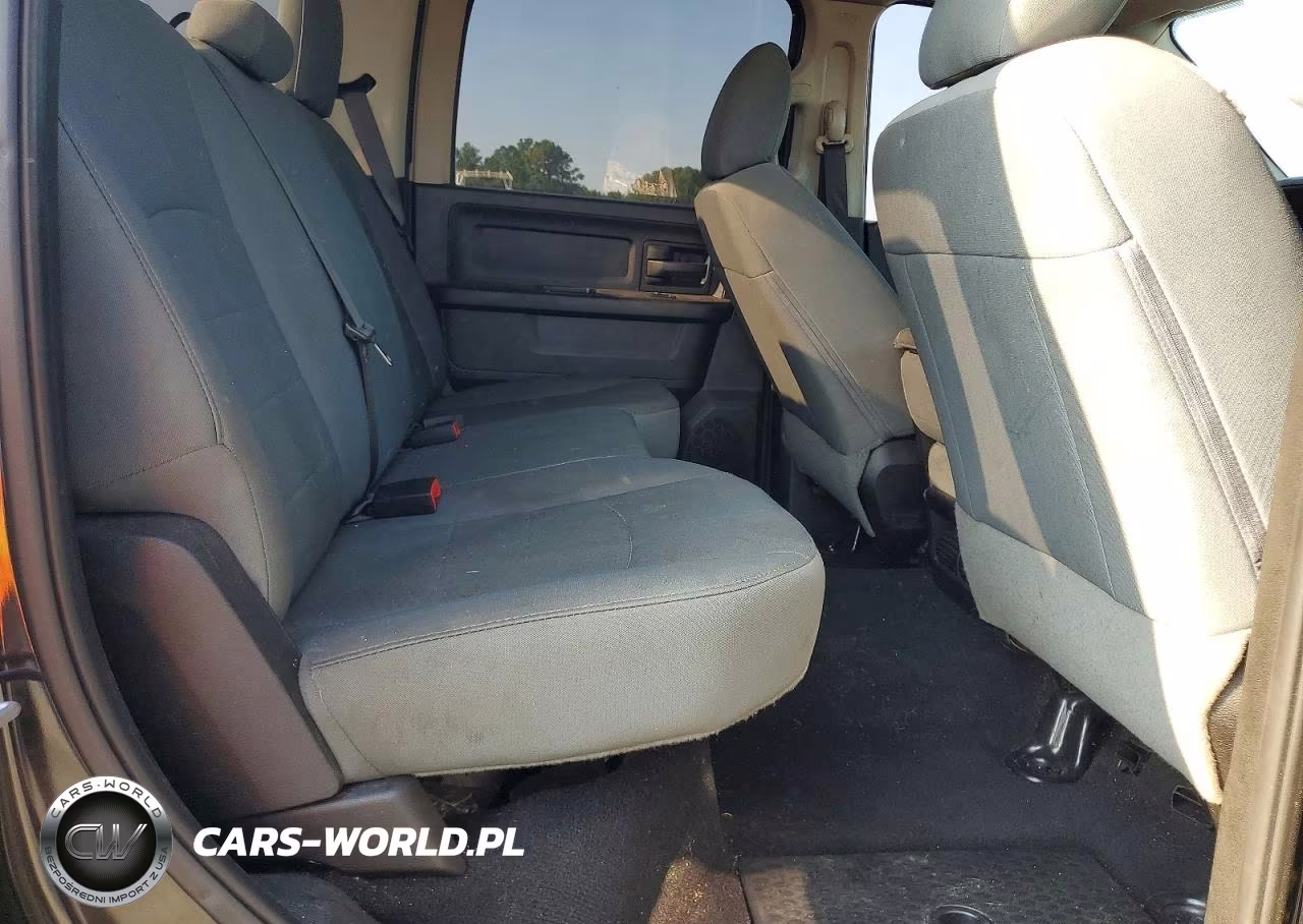 2019 Ram 1500 Classic Tradesman VIN:1C6RR6KT8KS538872 - 10