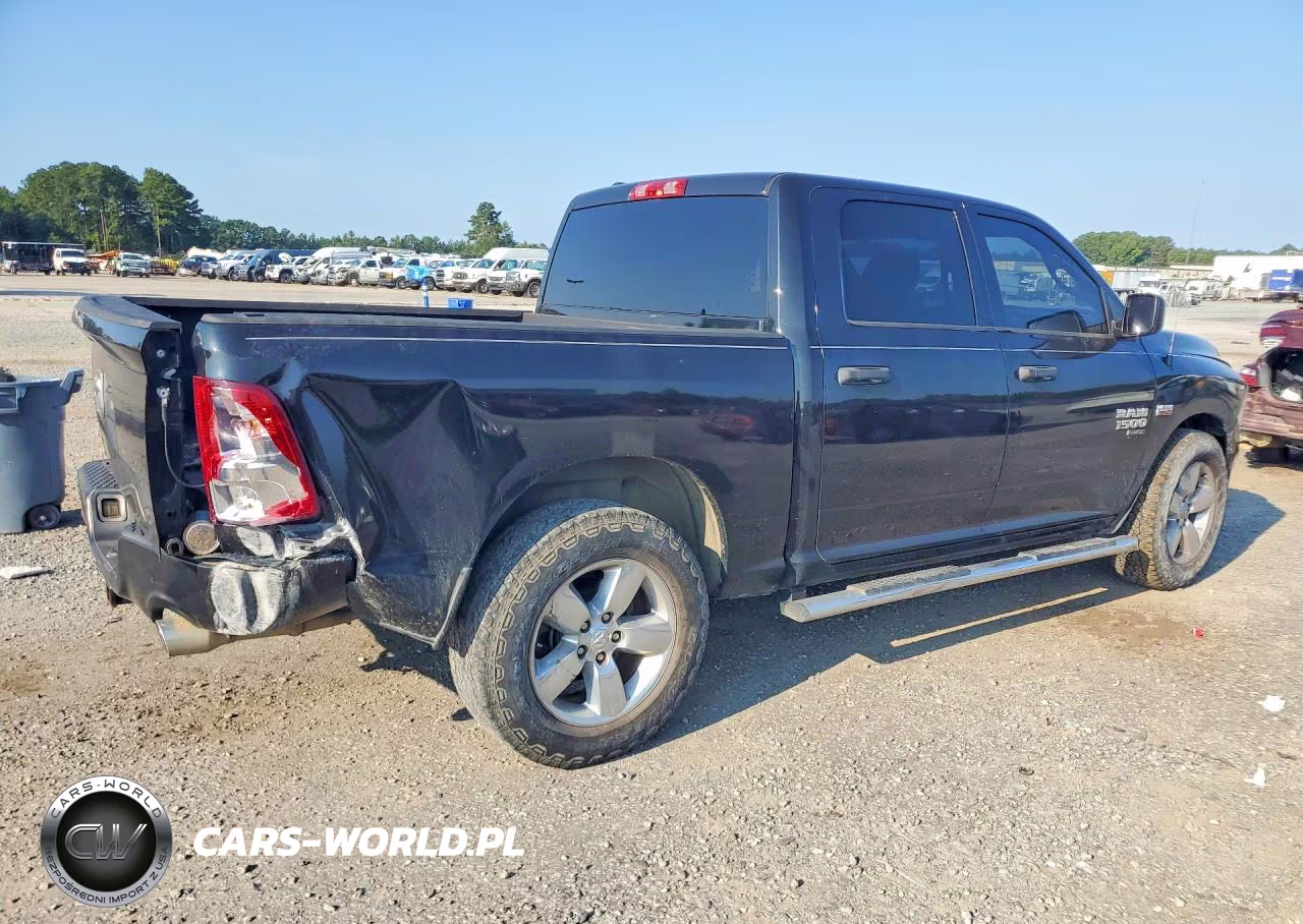 2019 Ram 1500 Classic Tradesman VIN:1C6RR6KT8KS538872 - 3
