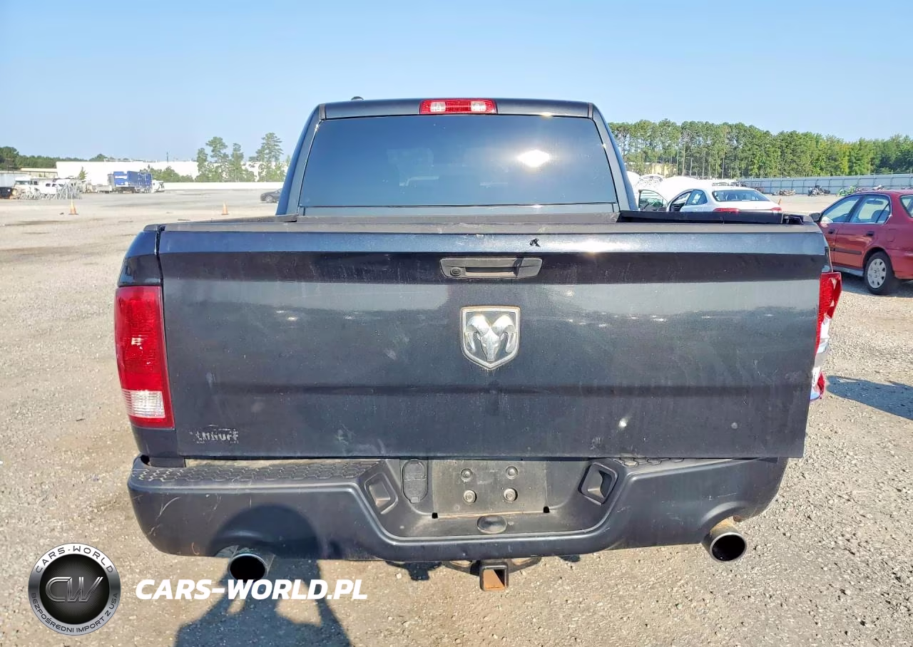 2019 Ram 1500 Classic Tradesman VIN:1C6RR6KT8KS538872 - 6