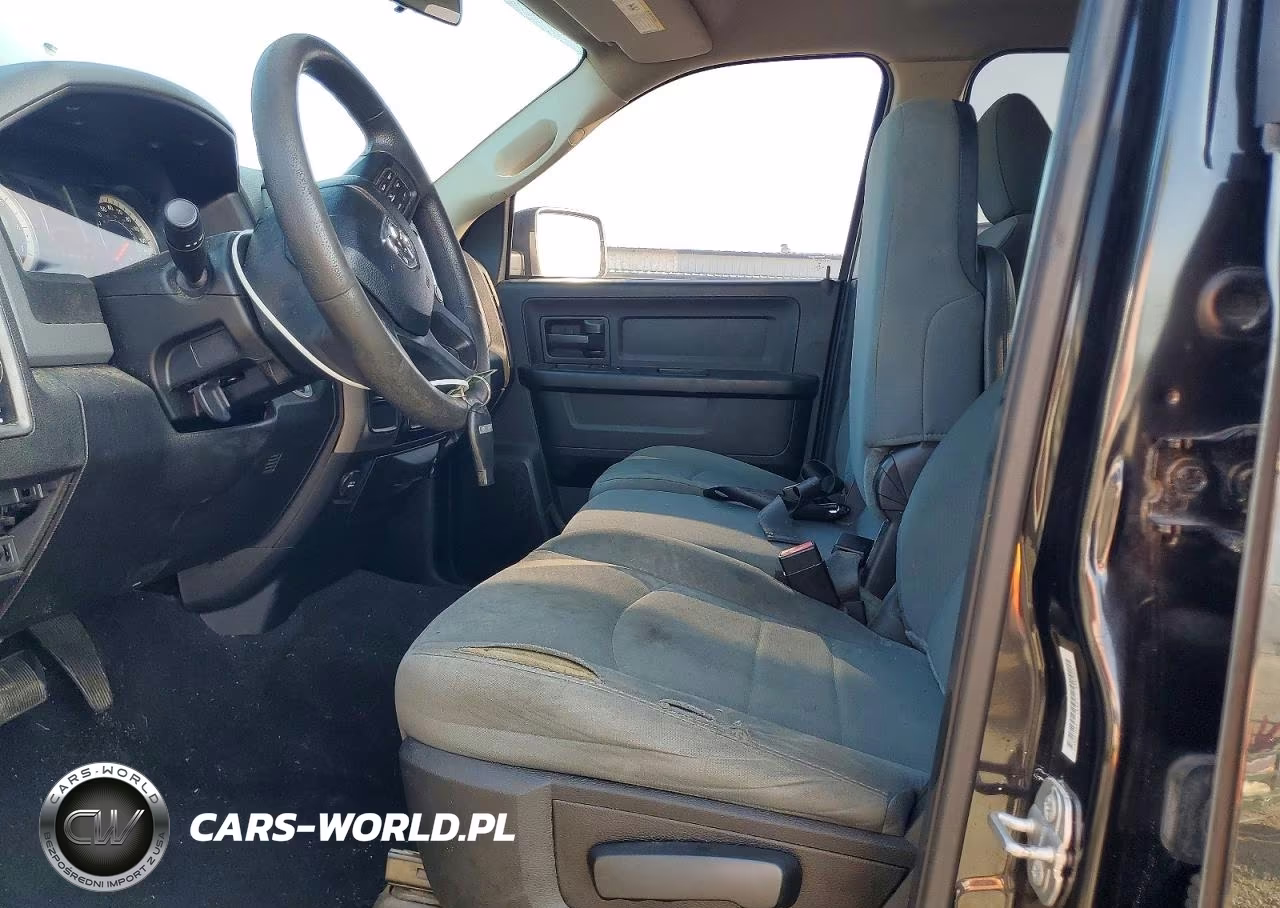 2019 Ram 1500 Classic Tradesman VIN:1C6RR6KT8KS538872 - 7