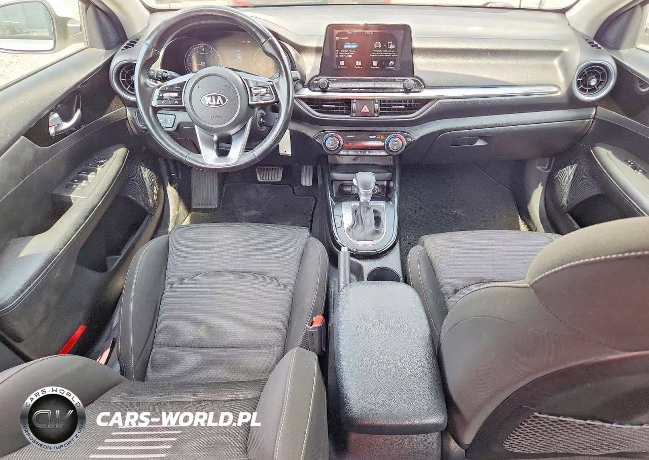 2019 Kia Forte S VIN:3KPF34AD3KE074906 - 8