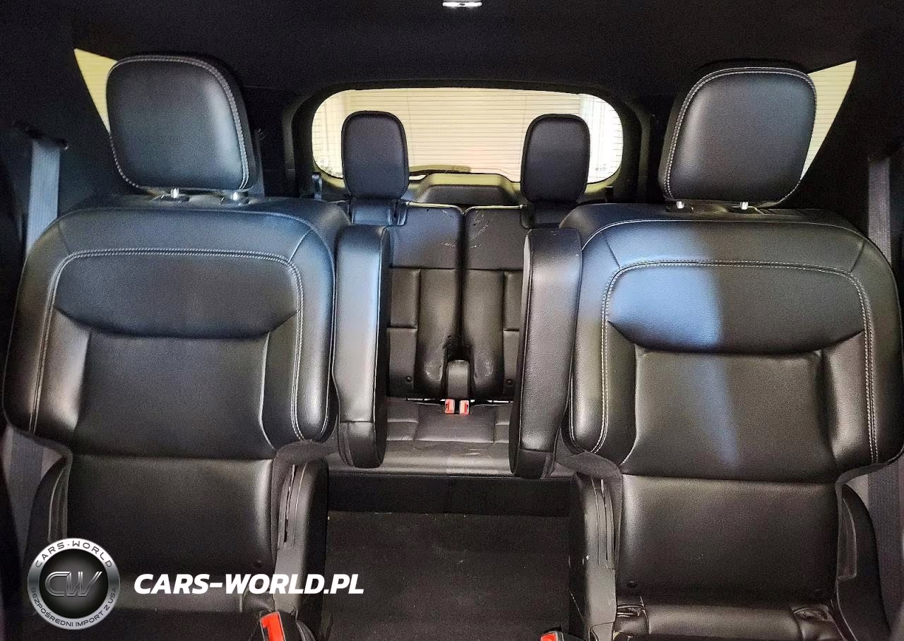 2020 Ford Explorer Xlt VIN:1FMSK8DH0LGB05694 - 10