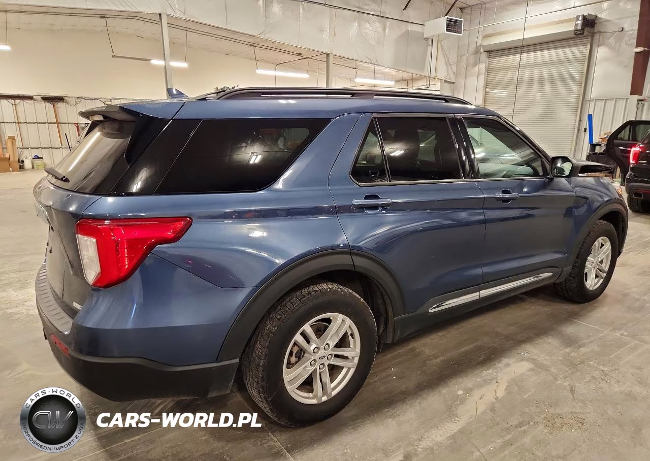 2020 Ford Explorer Xlt VIN:1FMSK8DH0LGB05694 - 3