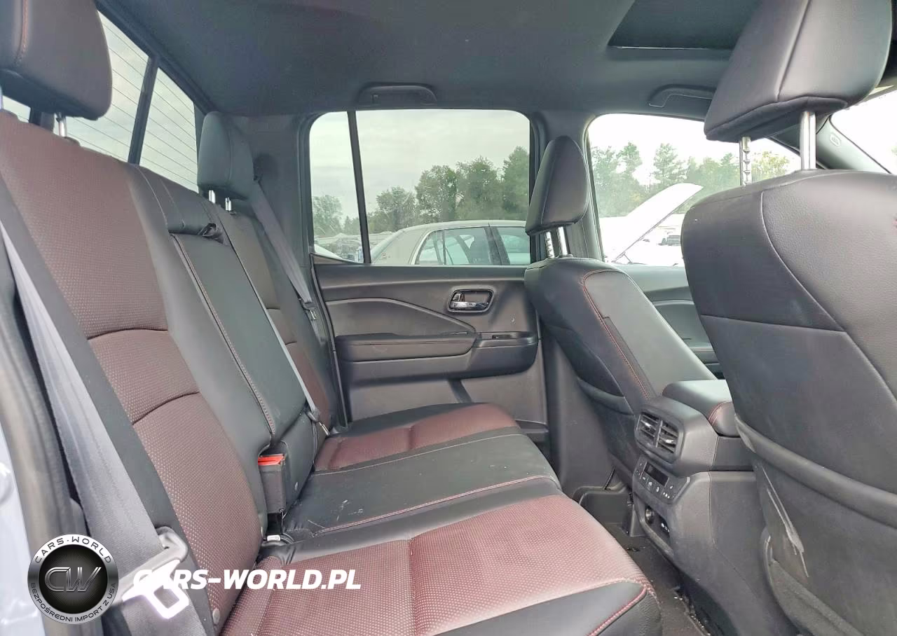 2025 Honda Ridgeline Black Edition VIN:5FPYK3F83SB023411 - 10
