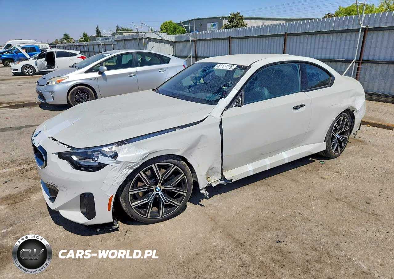 2023 BMW 230I