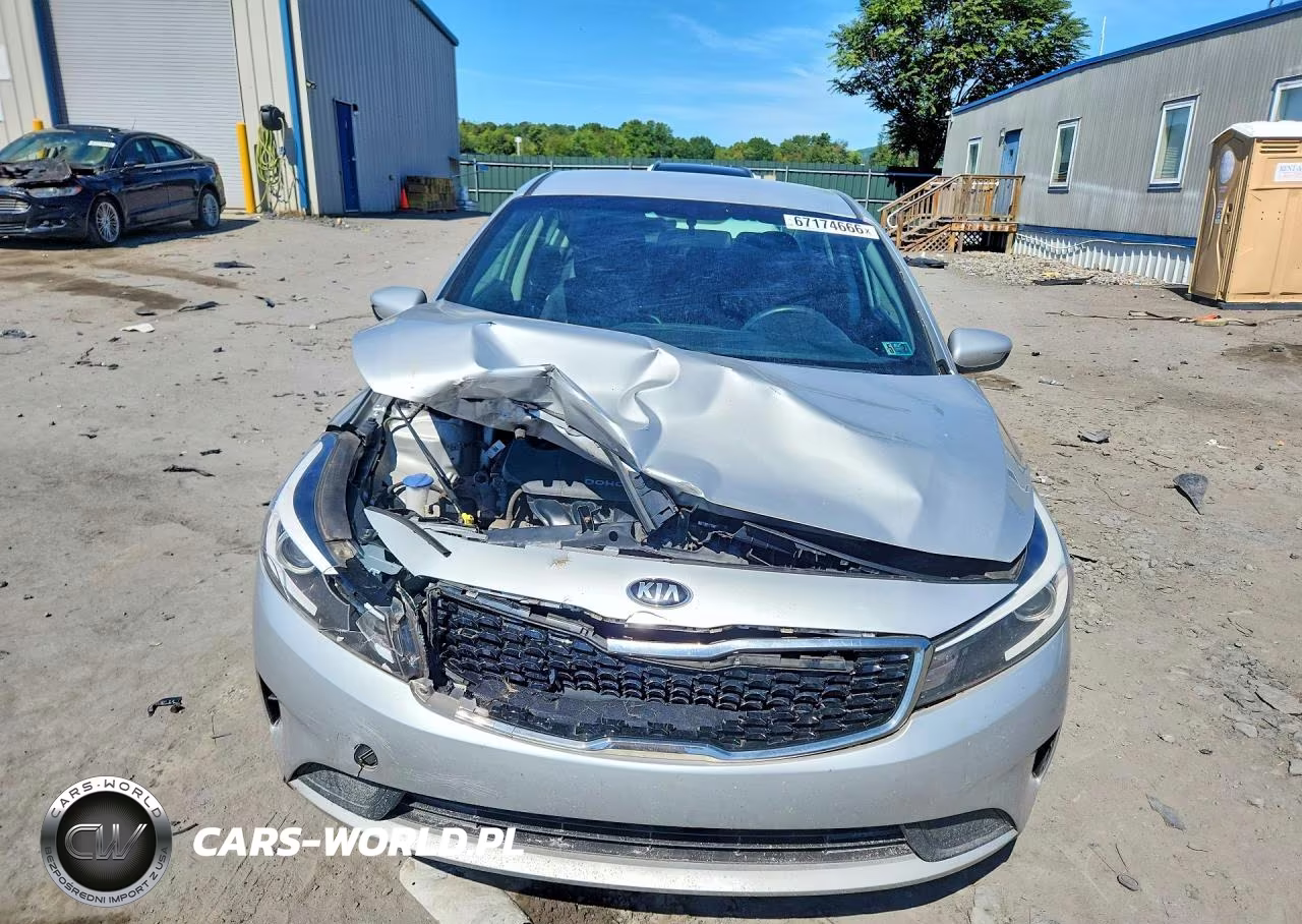 2018 Kia Forte Lx VIN:3KPFL4A70JE177080 - 5