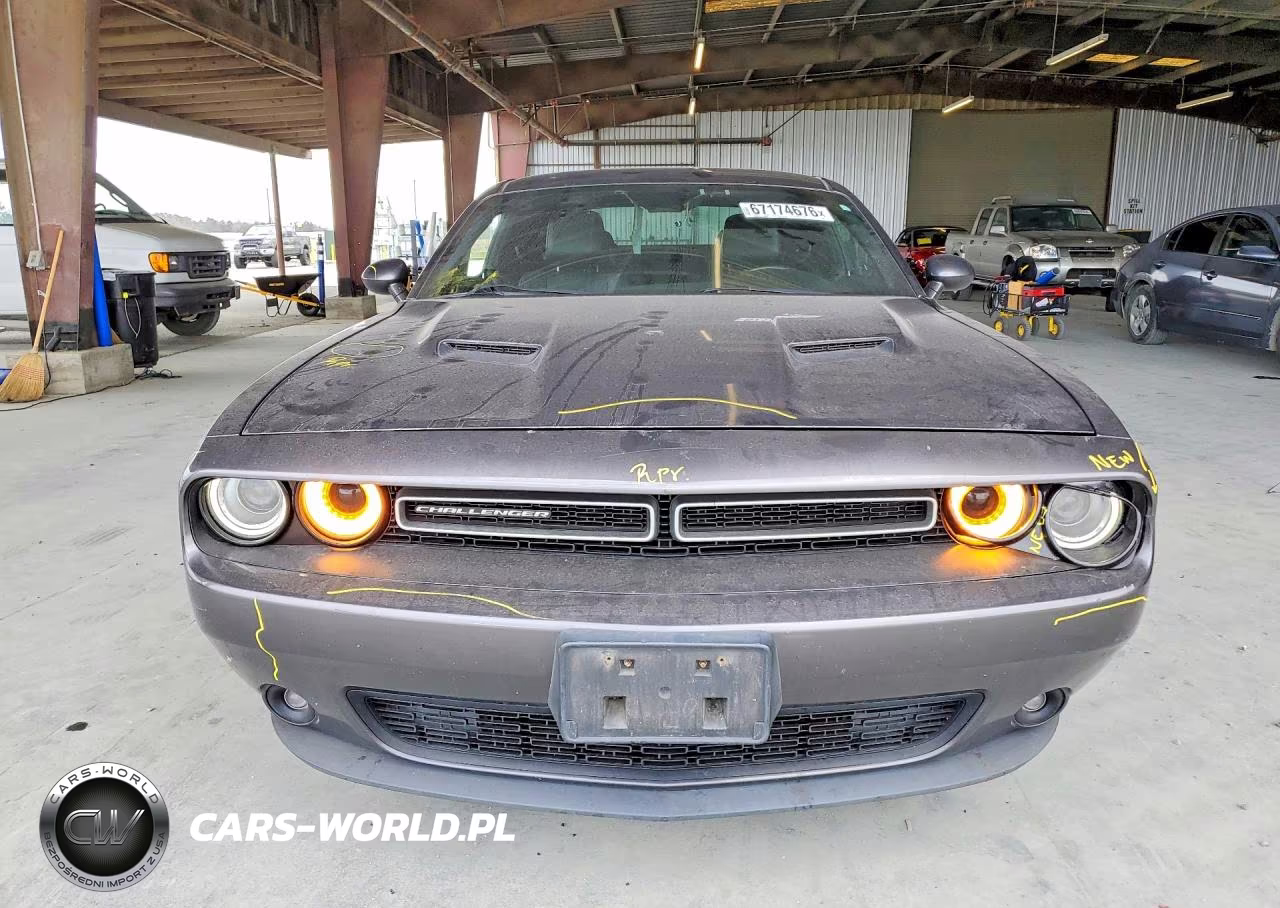 2016 Dodge Challenger Sxt VIN:2C3CDZAGXGH210052 - 5