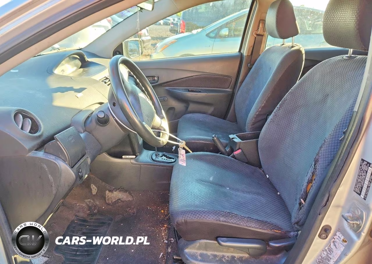 2007 Toyota Yaris Base VIN:JTDBT923471098157 - 7
