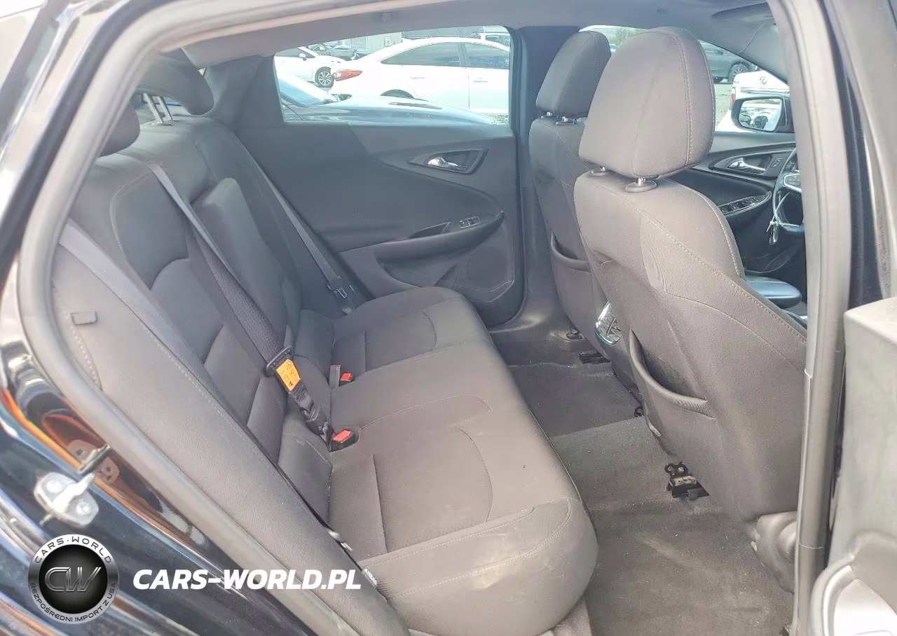 2018 Chevrolet Malibu Lt VIN:1G1ZD5ST3JF239226 - 10