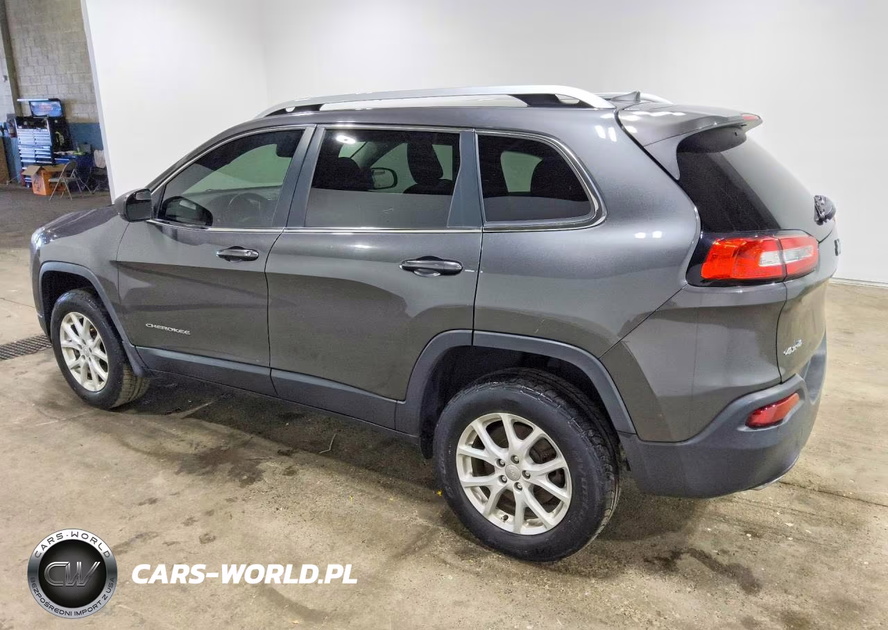 2017 Jeep Cherokee Latitude VIN:1C4PJMCS9HW511022 - 2