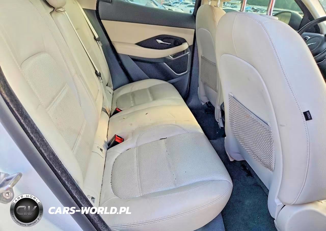 2019 Jaguar E-Pace S VIN:SADFJ2FX8K1Z35095 - 11
