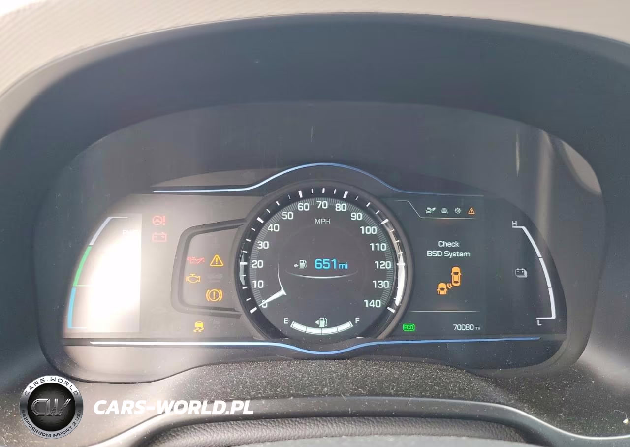 2017 Hyundai Ioniq Sel VIN:KMHC75LC6HU047674 - 9