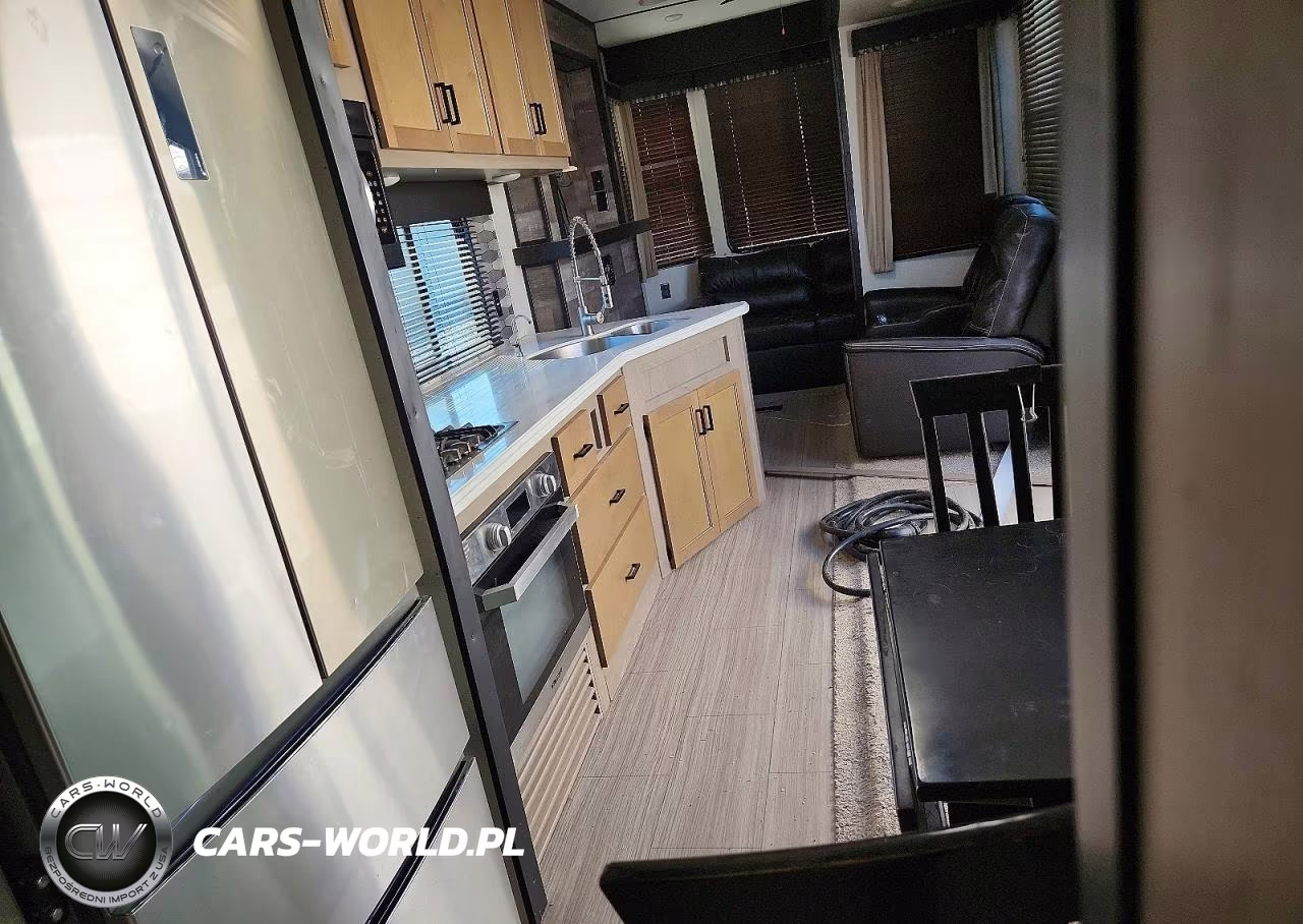 2019 Keystone Retreat Camper VIN:4YDT39F26LW260368 - 5