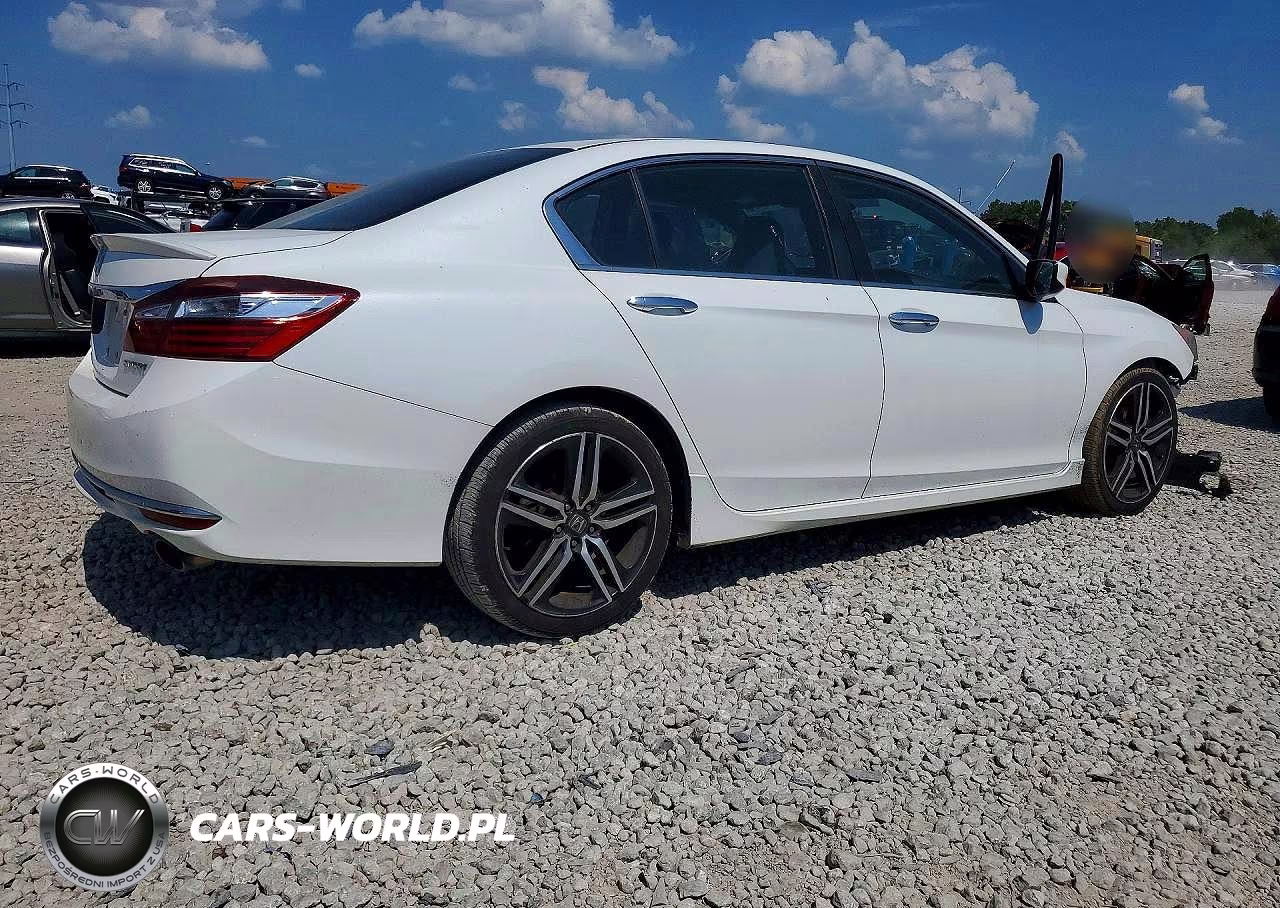 2016 Honda Accord Sport VIN:1HGCR2F50GA165733 - 3