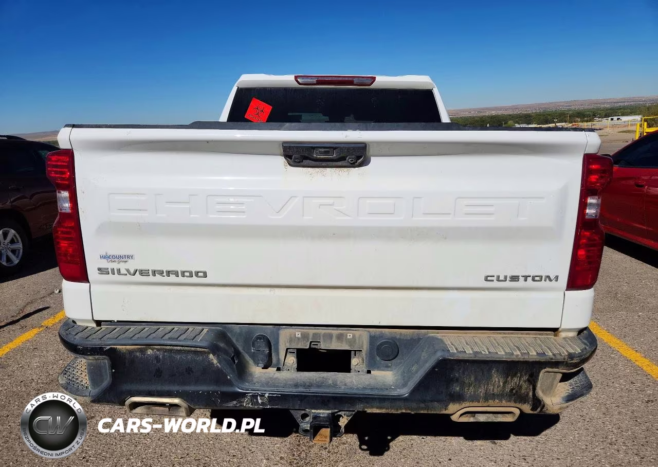 2025 Chevrolet Silverado K1500 Trail Boss Custom VIN:3GCUKCED8SG140157 - 6