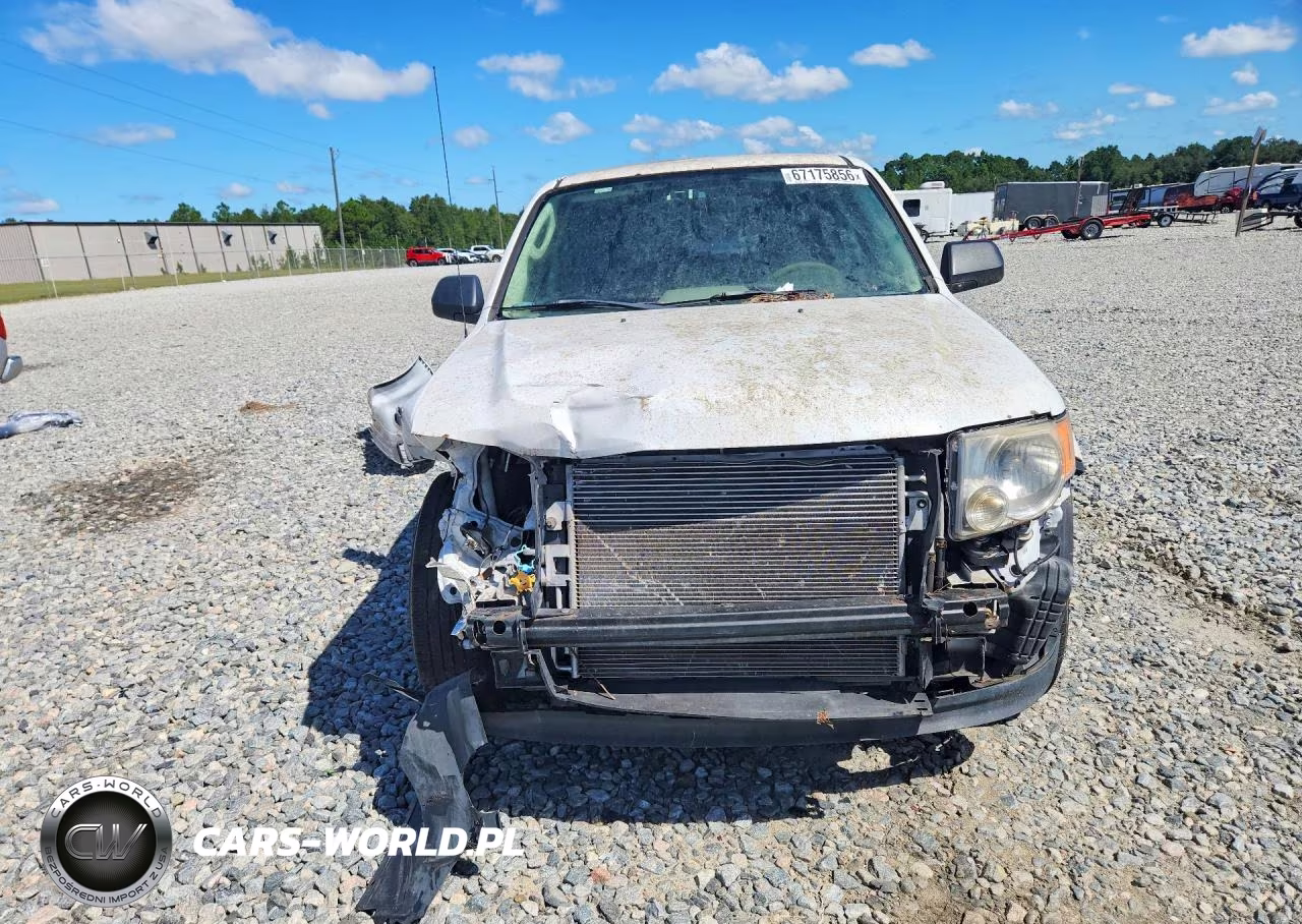 2012 Ford Escape Xls VIN:1FMCU0C76CKC69652 - 5