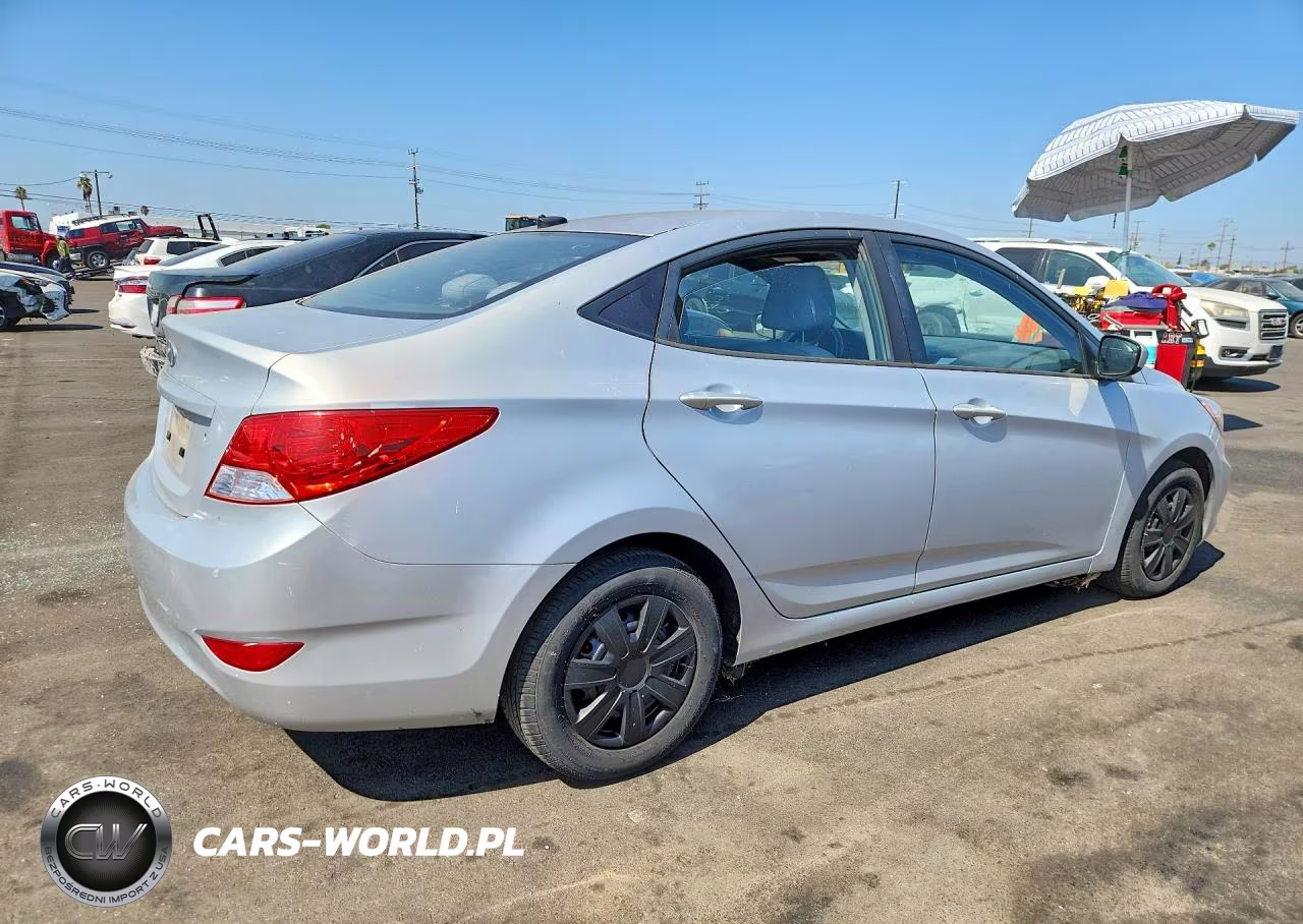 2014 Hyundai Accent Gls VIN:KMHCT4AEXEU620114 - 3