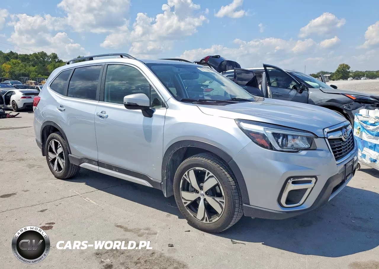 2019 Subaru Forester Touring VIN:JF2SKAWC3KH505966 - 4