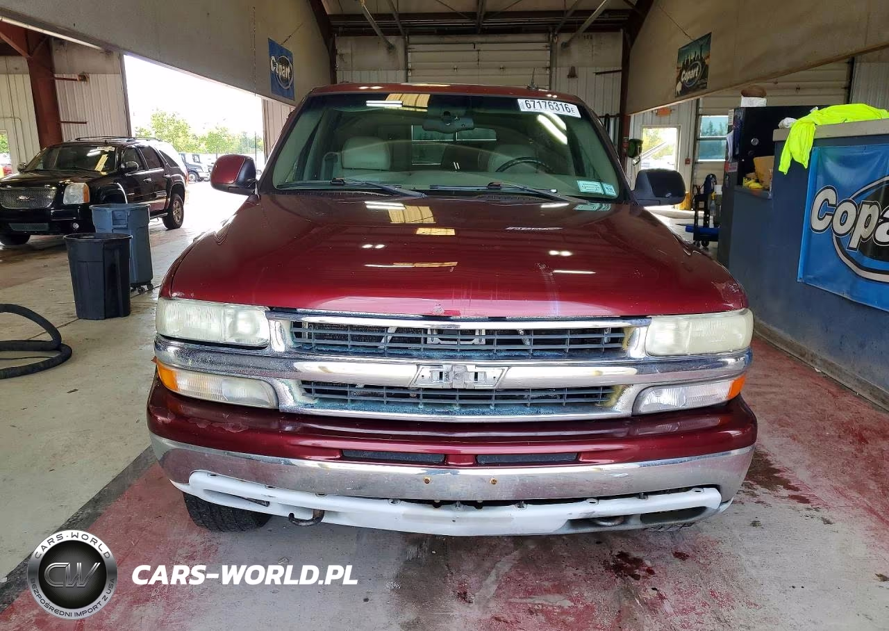 2002 Chevrolet Tahoe K1500 VIN:1GNEK13ZX2R295193 - 5