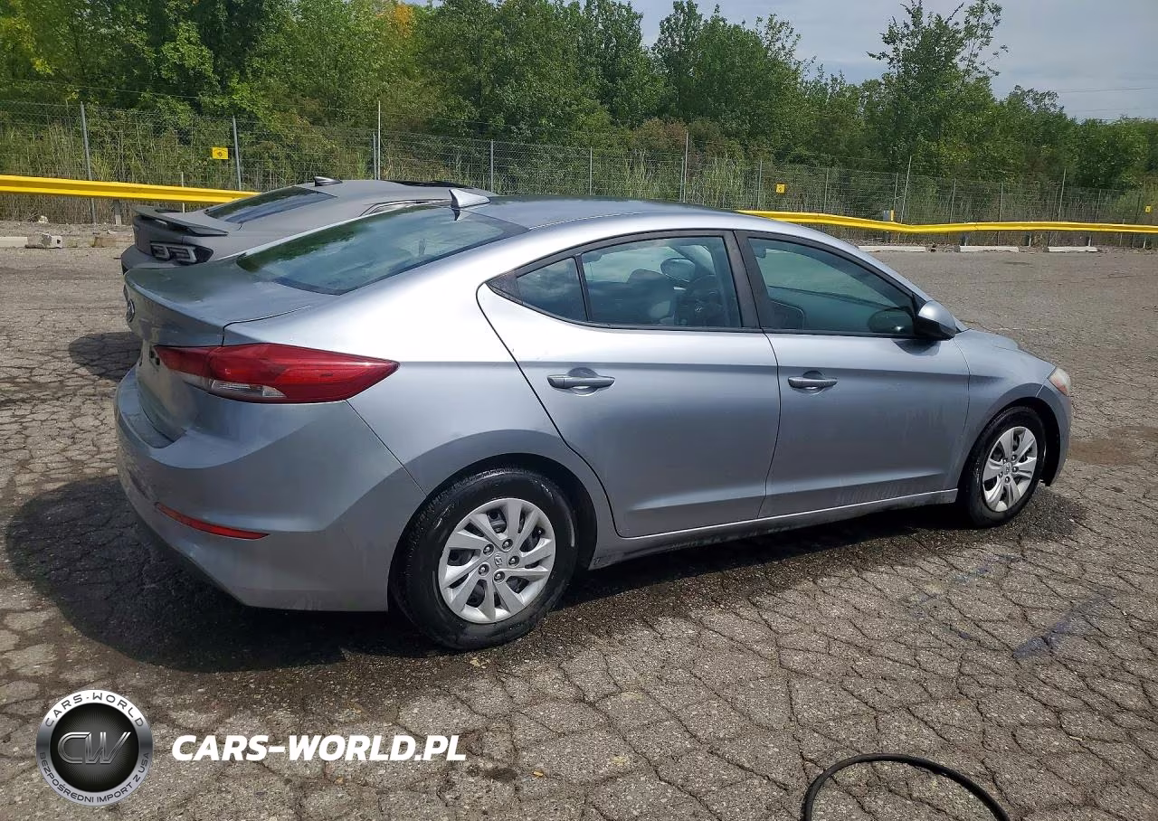 2017 Hyundai Elantra Se VIN:5NPD74LF5HH183964 - 3