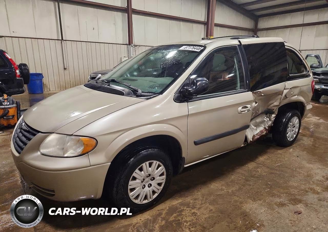 2007 Chrysler Town & Country Lx
