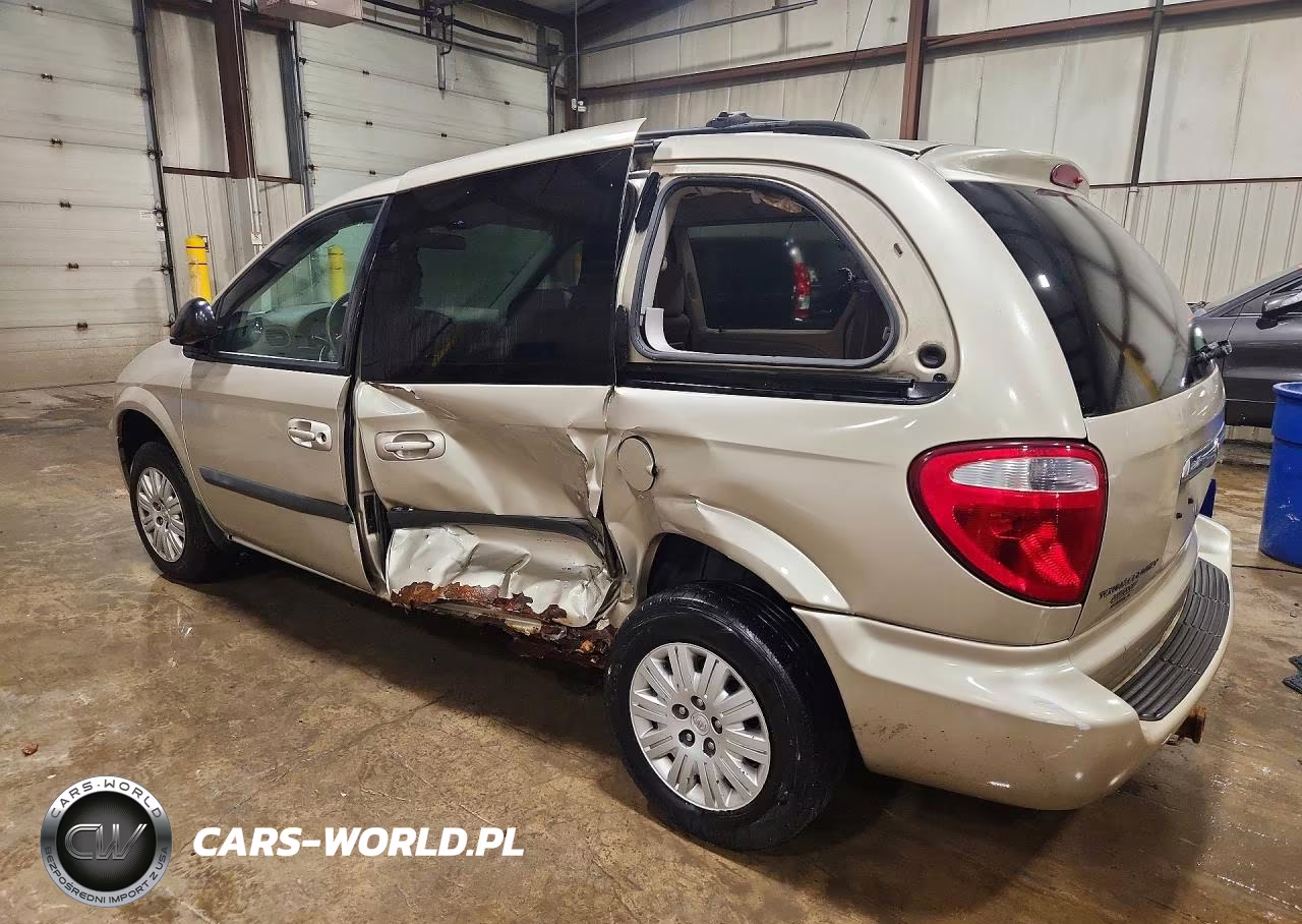 2007 Chrysler Town & Country Lx VIN:1A4GJ45R97B163118 - 2