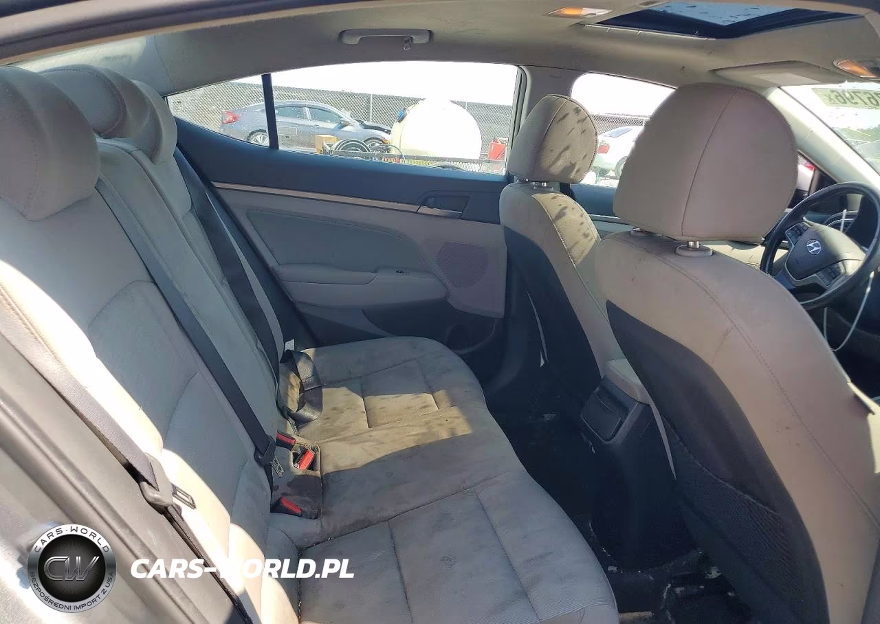 2018 Hyundai Elantra Value Edition VIN:KMHD84LFXJU498571 - 10
