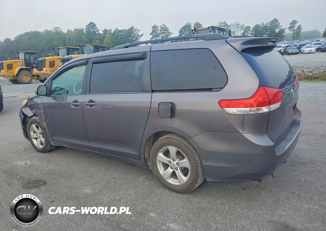 2013 Toyota Sienna Le VIN:5TDKK3DC6DS360238 - 2