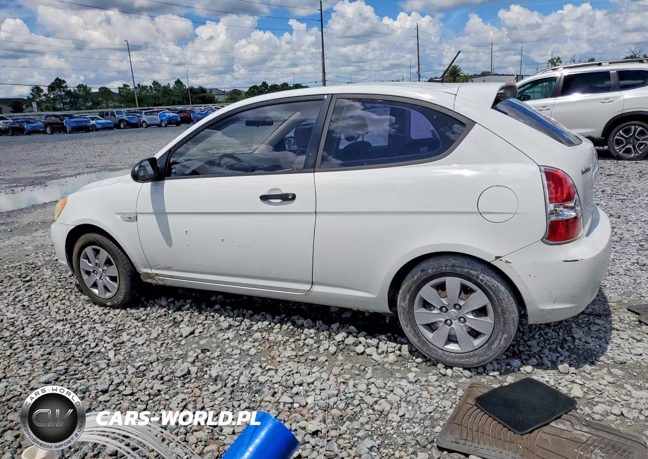 2008 Hyundai Accent Gs VIN:KMHCM36C68U083325 - 2