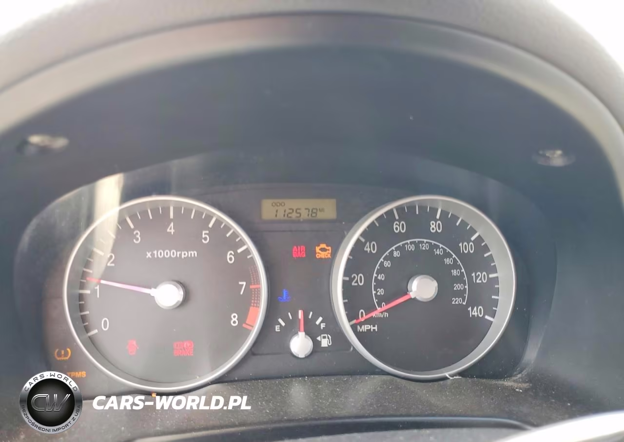 2008 Hyundai Accent Gs VIN:KMHCM36C68U083325 - 9