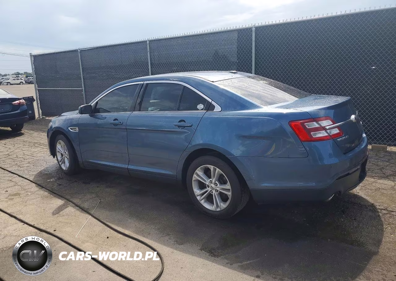 2018 Ford Taurus Sel VIN:1FAHP2H82JG123611 - 2