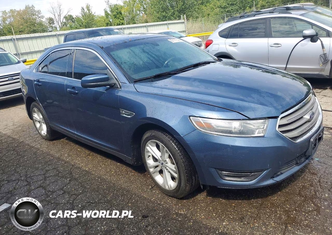 2018 Ford Taurus Sel VIN:1FAHP2H82JG123611 - 4