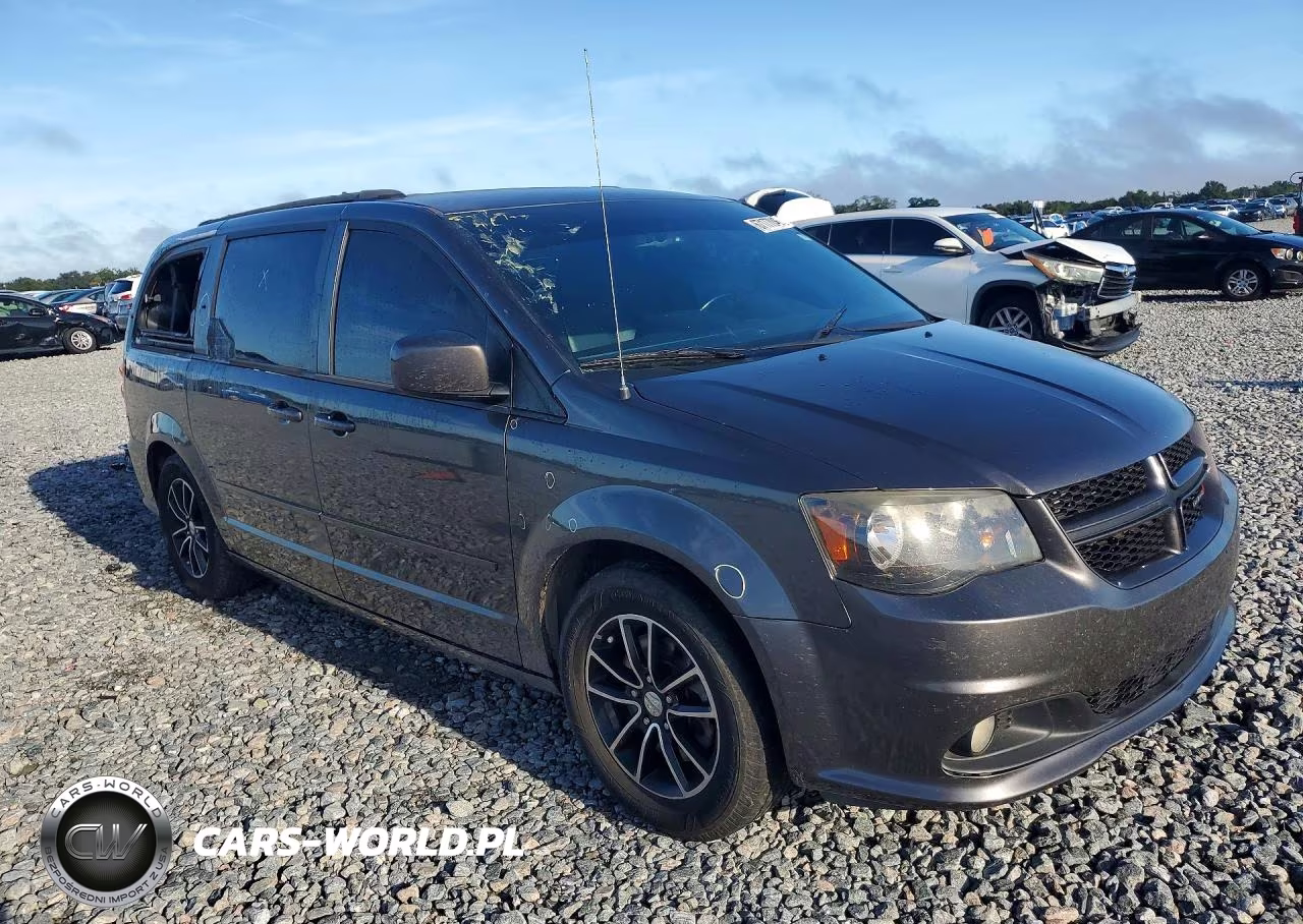 2017 Dodge Grand Caravan Gt VIN:2C4RDGEG7HR545785 - 4