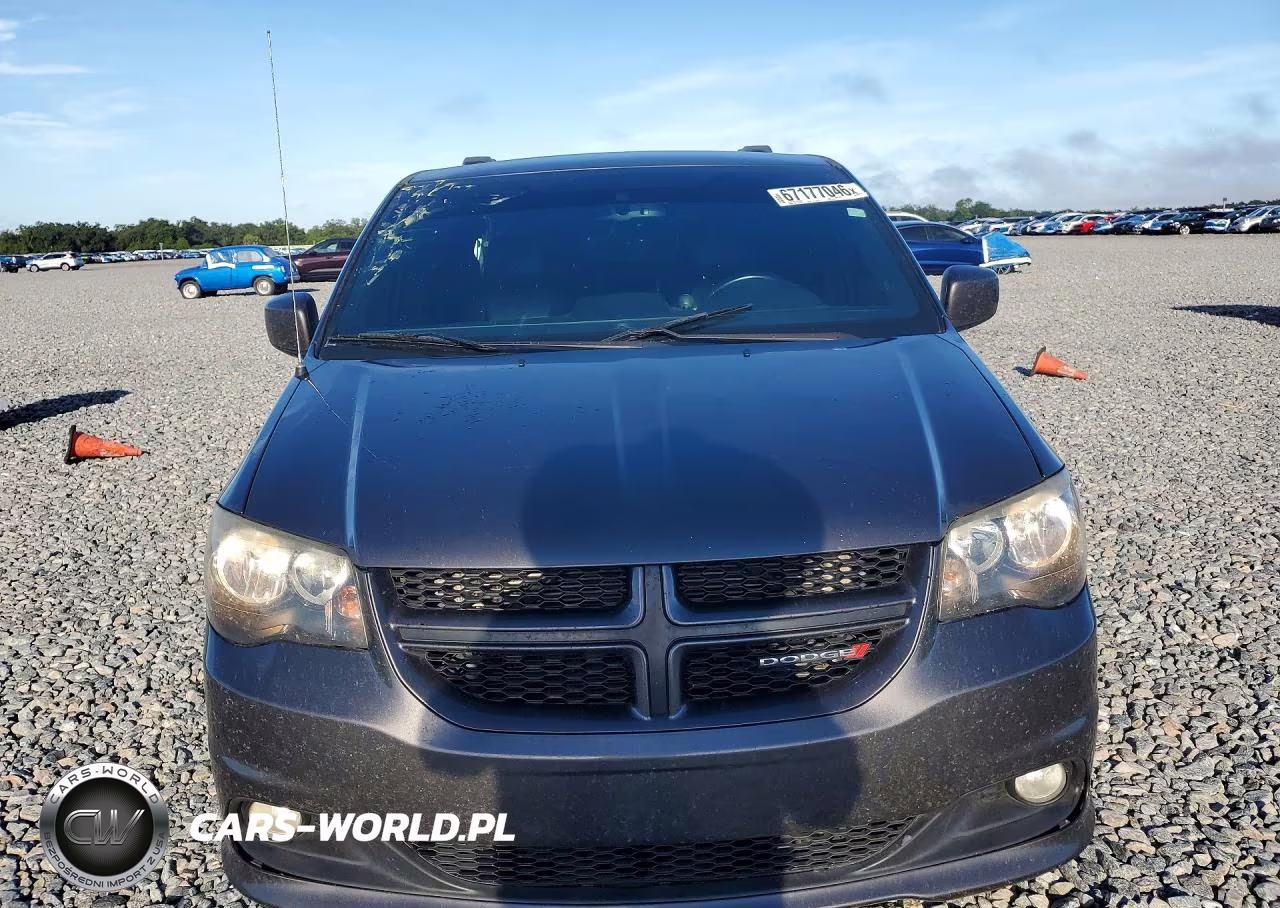 2017 Dodge Grand Caravan Gt VIN:2C4RDGEG7HR545785 - 5