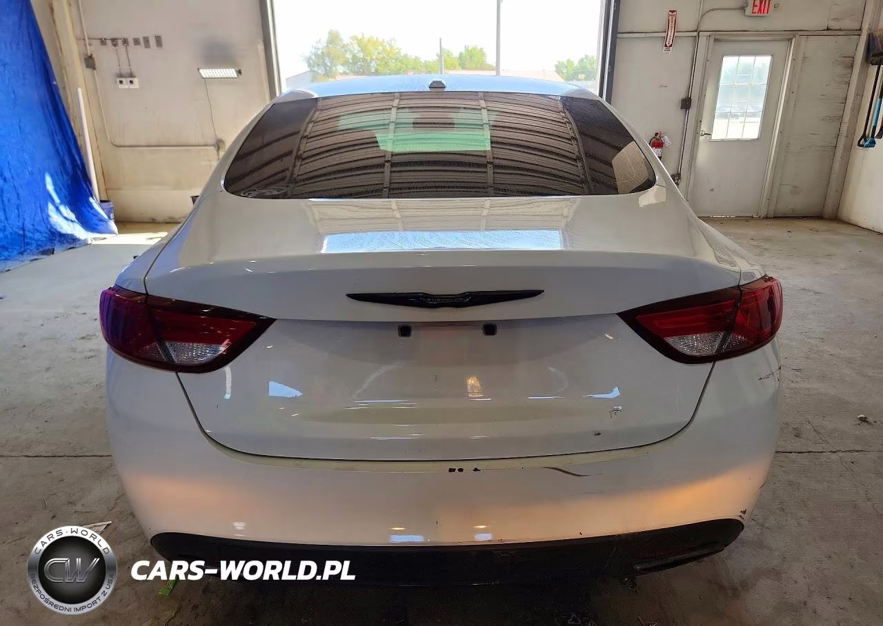2015 Chrysler 200 S VIN:1C3CCCBB7FN594901 - 6