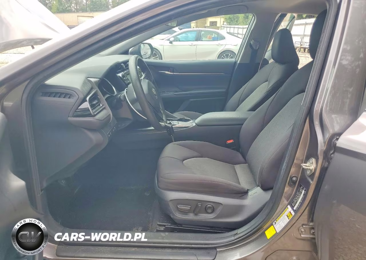 2019 Toyota Camry Le VIN:4T1B11HK7KU850281 - 7
