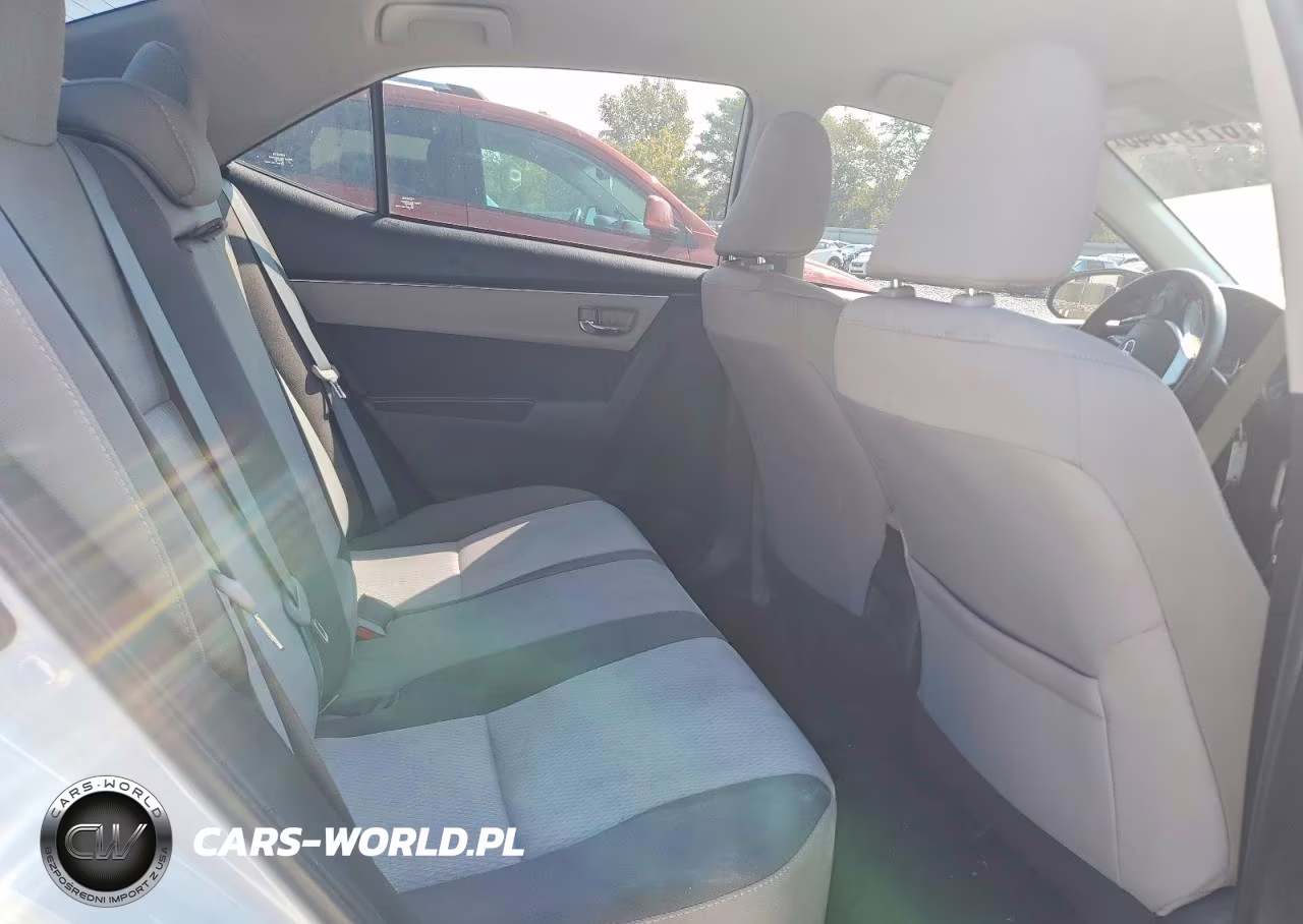 2018 Toyota Corolla Le Eco VIN:5YFBPRHE3JP830438 - 10