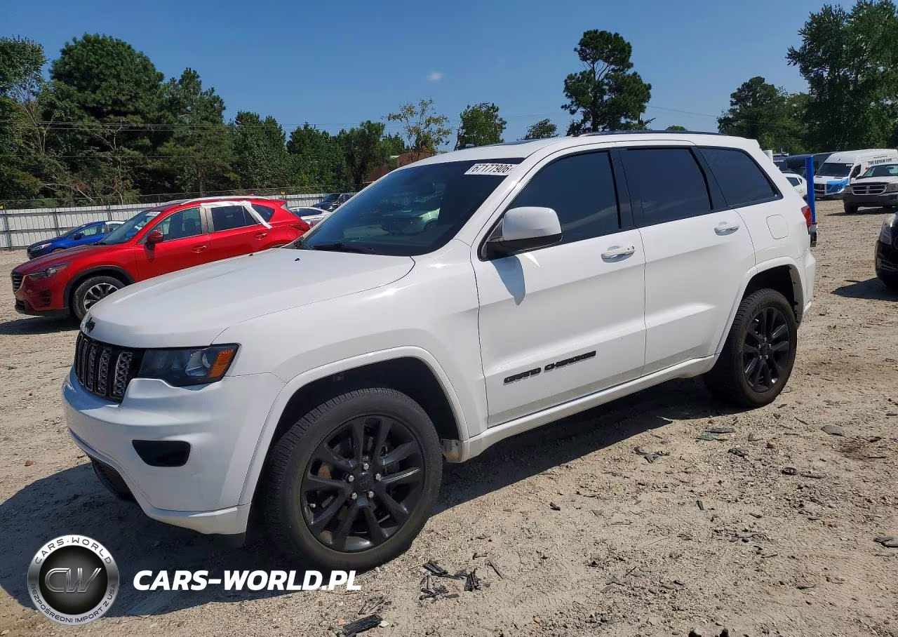 2021 Jeep Grand Cherokee Laredo – zdjęcie 1 z 12