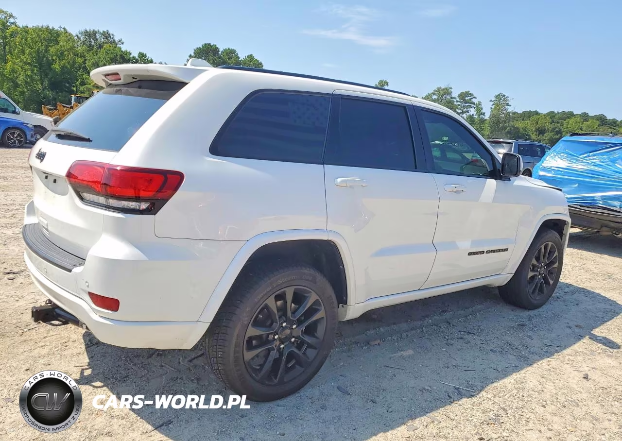 2021 Jeep Grand Cherokee Laredo VIN:1C4RJFAG0MC744334 - 3
